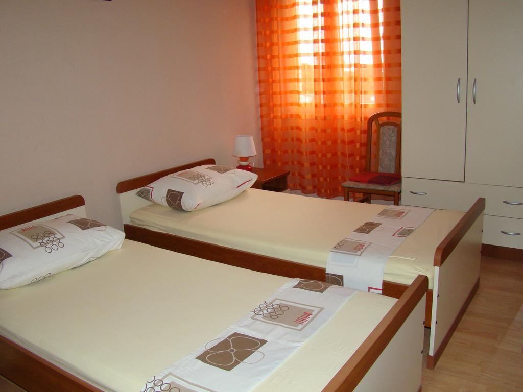 Apartments Buturic 살리 객실 사진